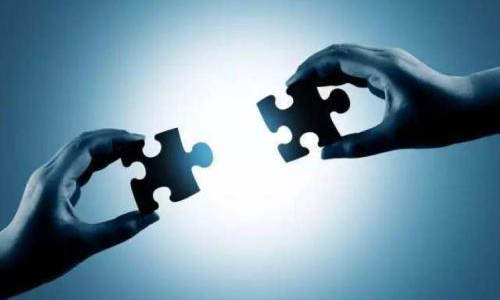 “【美股盘前】美股期指全线大涨，道指期货涨300点；Moderna疫苗数据遭质疑盘前跌近4%”